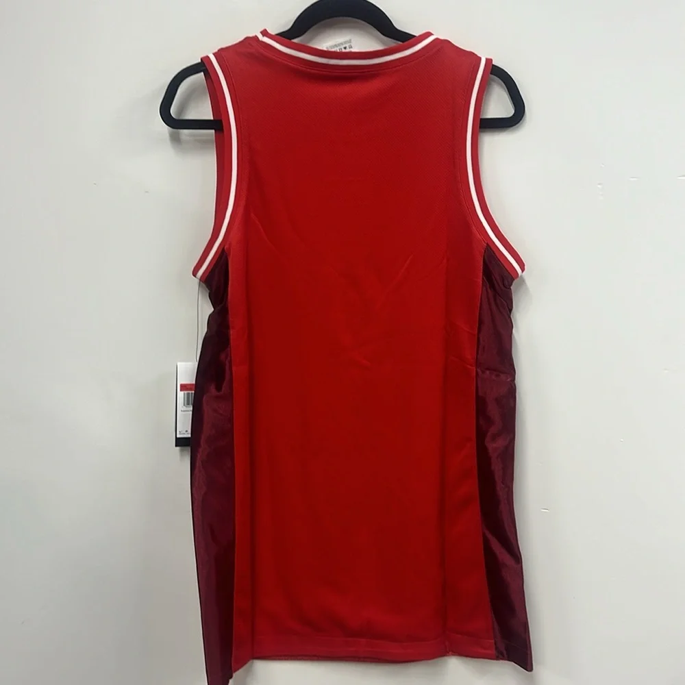 New Nike reversible red basketball jersey L
